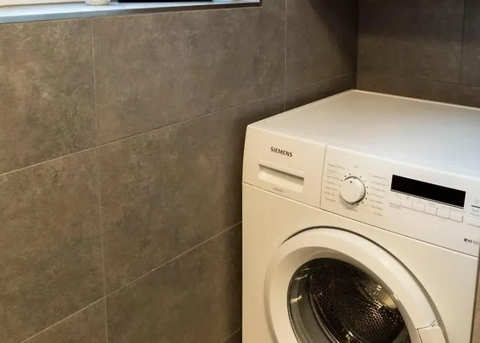 Two Br And Two Bth Self Checkin Street Parking * Berlin