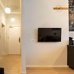 Two Br And Two Bth Self Checkin Street Parking * Berlin