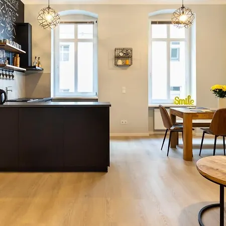 Appartement Two Br And Two Bth Self Checkin Street Parking