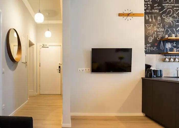 Two Br And Two Bth Self Checkin Street Parking * Berlin